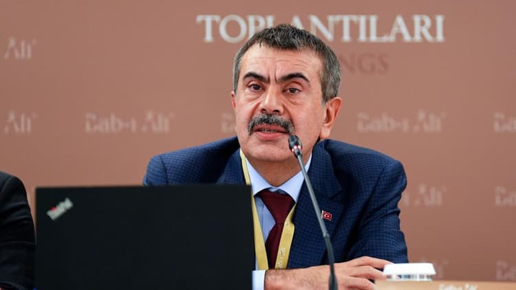 MEB duyurdu: Türkiye eğitim göstergelerinde OECD ortalamalarının üzerinde yer aldı