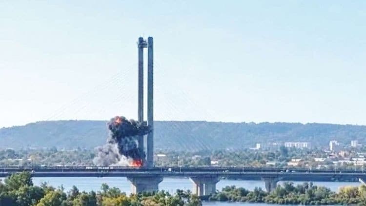 Ruslar üç günde iki köprü vurdu… Hedef Kiev’i yaşanmaz hale getirmek