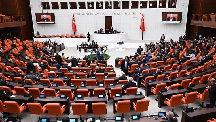 TBMM, çalışmalarına başlıyor: Türk Kızılay Kanunu Teklifi ele alınacak