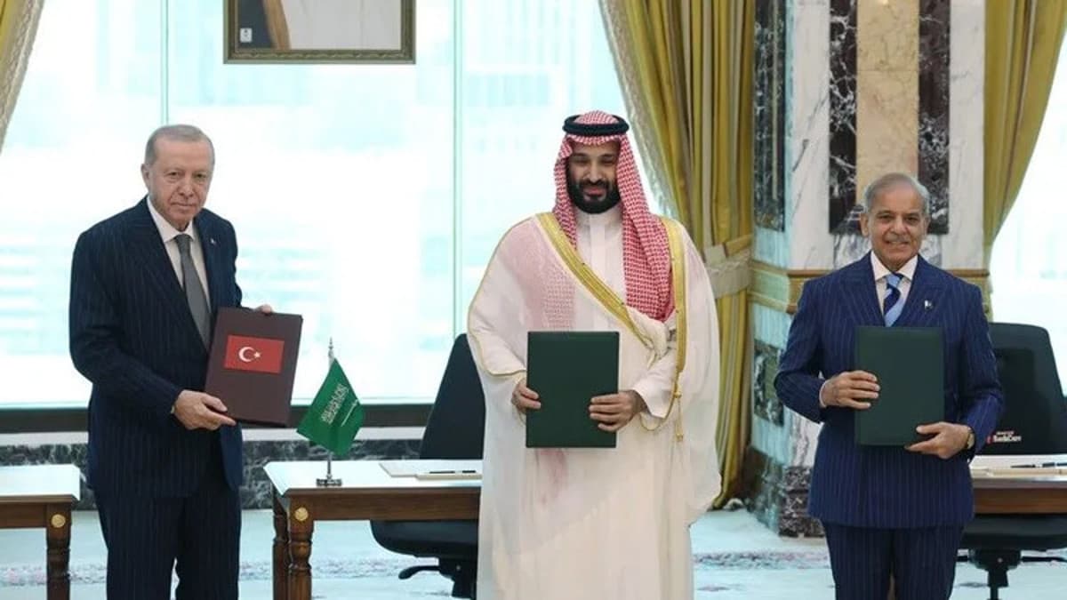 Son dakika... Mekke Anlaşması komisyonda kabul edildi