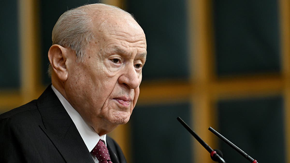 Bahçeli: Azerbaycan ile Türkiye arasındaki kardeşlik günlük gelişmelerin sınırlarına sığdırılamaz