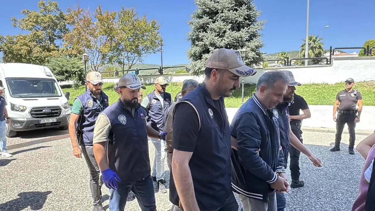 Erdoğan’a suikast timindeydi: Burkay Karatepe ile bağlantılı 10 şüpheli adliyeye sevk edildi