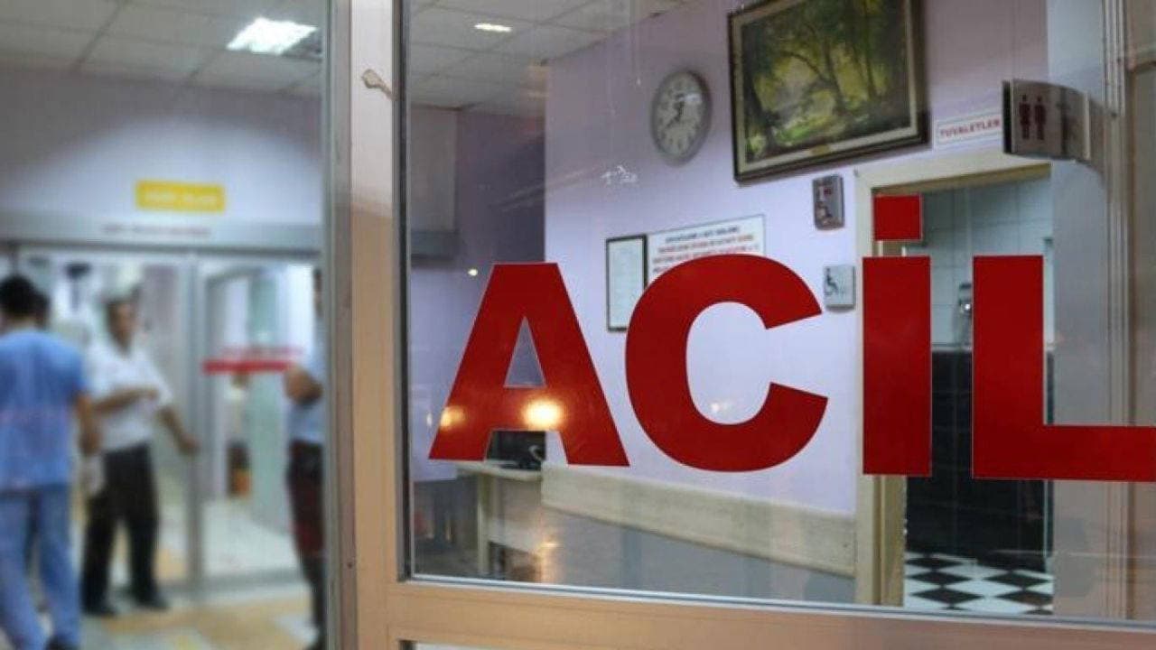 10 yaşındaki çocuk burun kanamasıyla hastaneye başvurdu: Boğazında canlı sülük bulundu