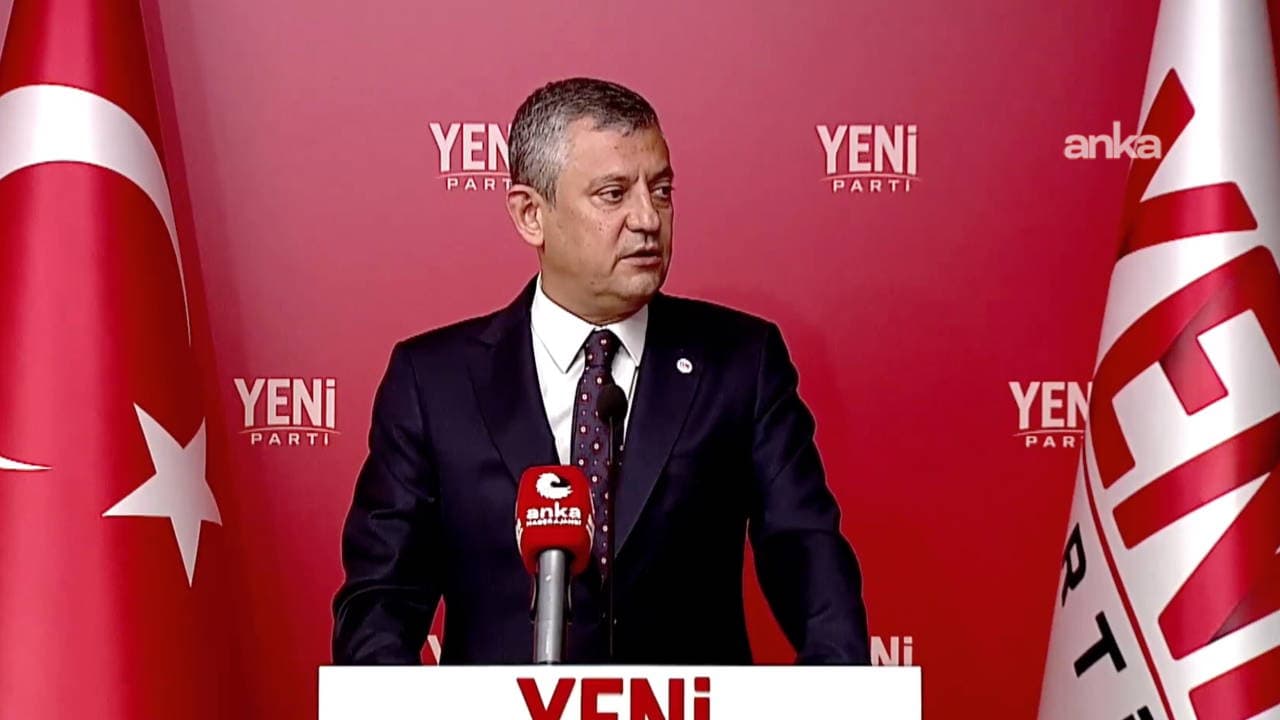 Son Dakika... Özgür Özel'den 'Mansur Yavaş' açıklaması: 'Alacağı kararlara saygılıyız'