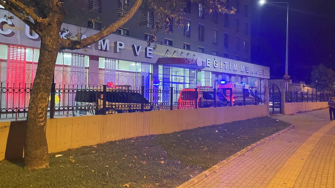 Bursa'da güreş antrenörü spor kompleksinde ölü bulundu