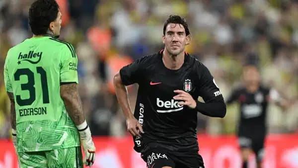 Spor yazarları Fenerbahçe - Beşiktaş maçını değerlendirdi: 'İsmail Kartal'ın Italiano karşısında iflası'