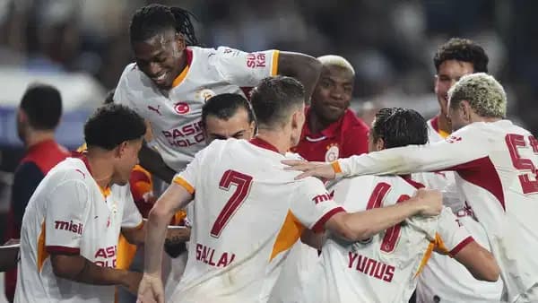 Spor yazarları Başakşehir - Galatasaray maçını yorumladı: 'Vurdumduymaz haliyle formayı hak etmiyor'