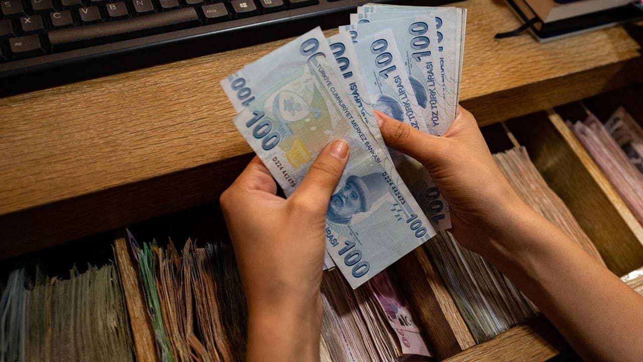Mevduat faizinde tablo değişti: 1 milyon TL’nin aylık kazancı ne kadar oldu?