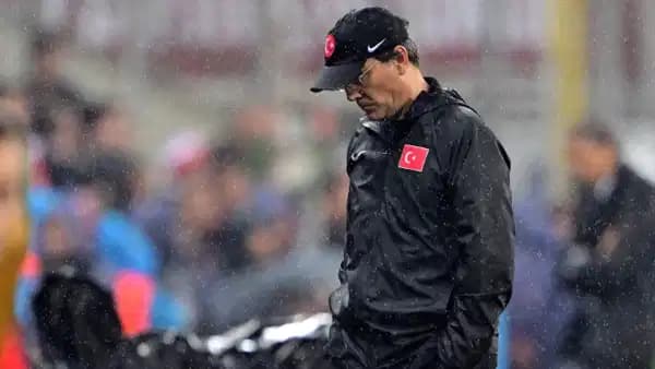 Vincenzo Montella'dan destek çağrısı: 'Beni rahatsız eden tek şey...'
