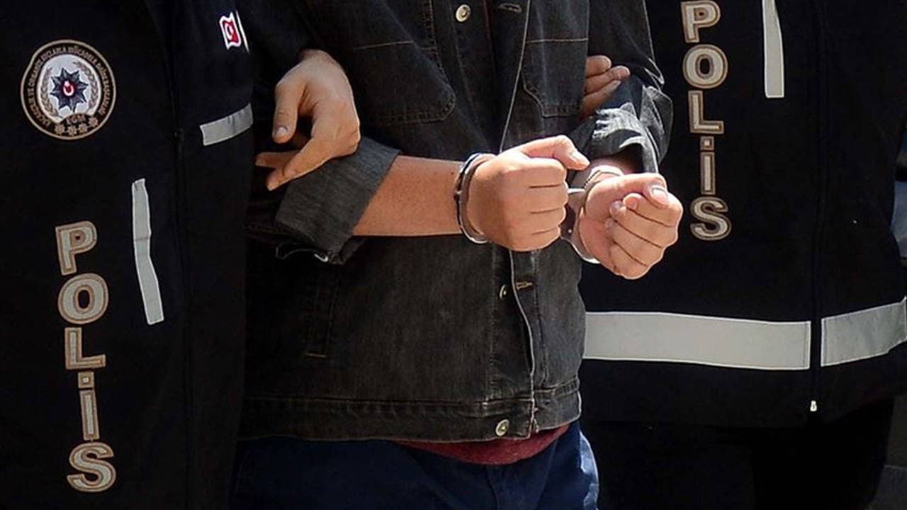 Adana'da uyuşturucu operasyonu: 9 tutuklama