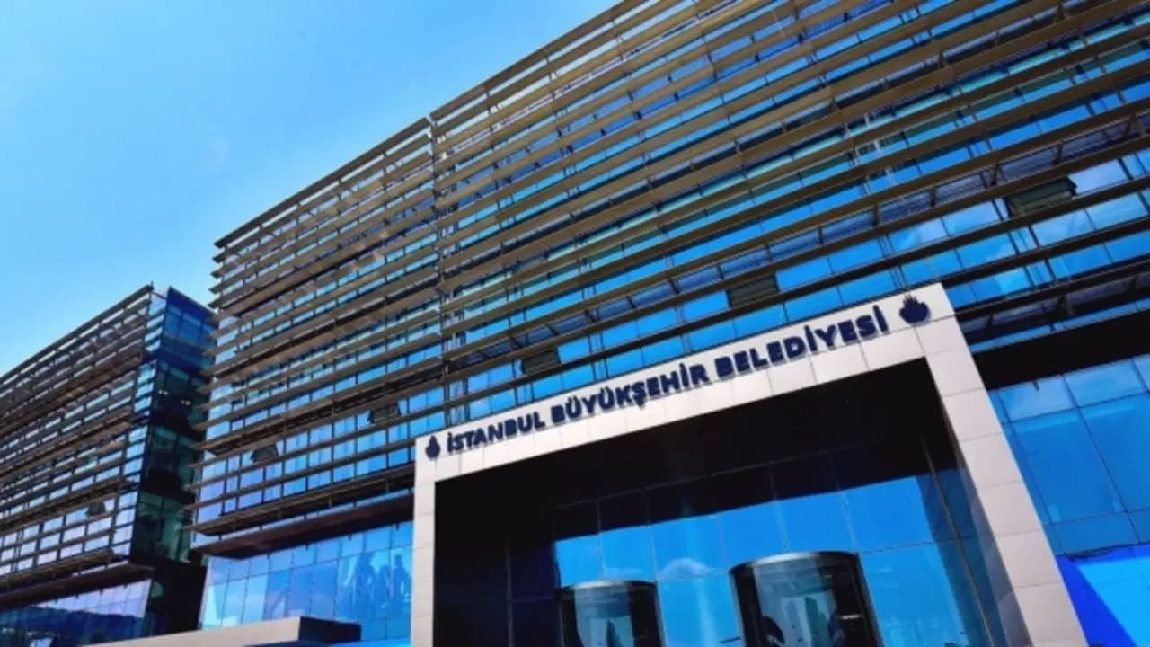 İBB'nin Saraçhane binasına göz diktiler: Vakıflar Genel Müdürlüğü devir için resmen başvurdu