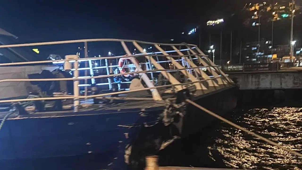 Mudanya'da İDO deniz otobüsü iskeleye çarptı: Panik anları kamerada
