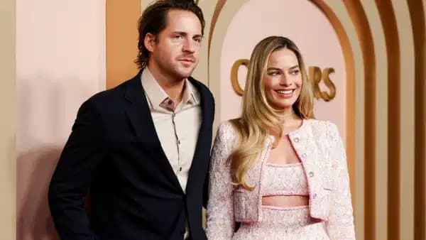 Margot Robbie evlendikten 10 yıl sonra kararını verdi: Ünlü oyuncu resmi olarak soyadını değiştirdi