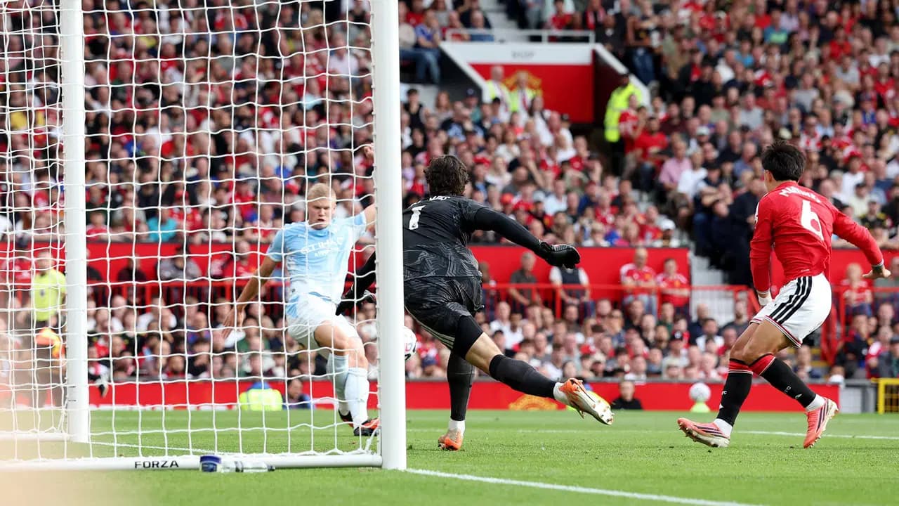 İngiltere Hakem Kurulu resmen açıkladı: Manchester derbisinde VAR hatası kabul edildi