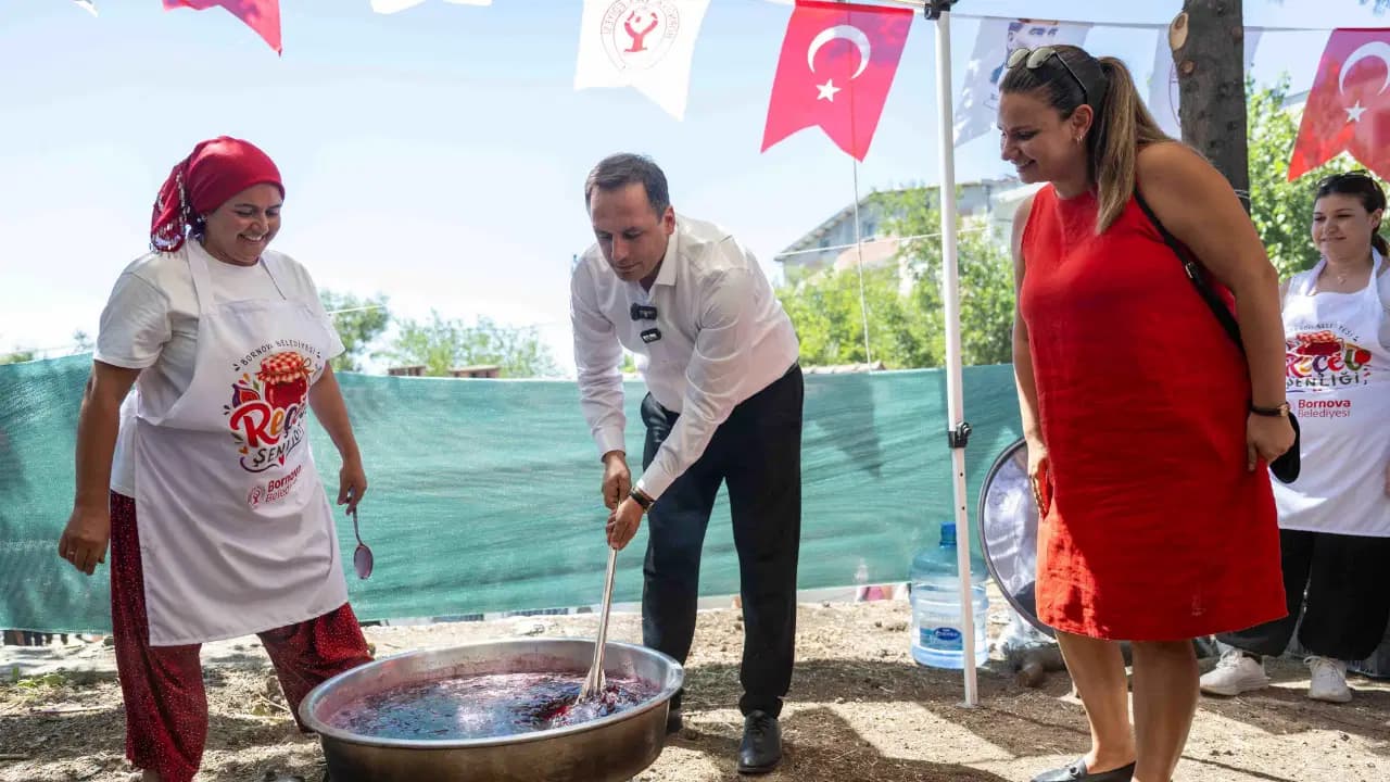 Ömer Eşki: Reçel giren eve kapitalizm giremez