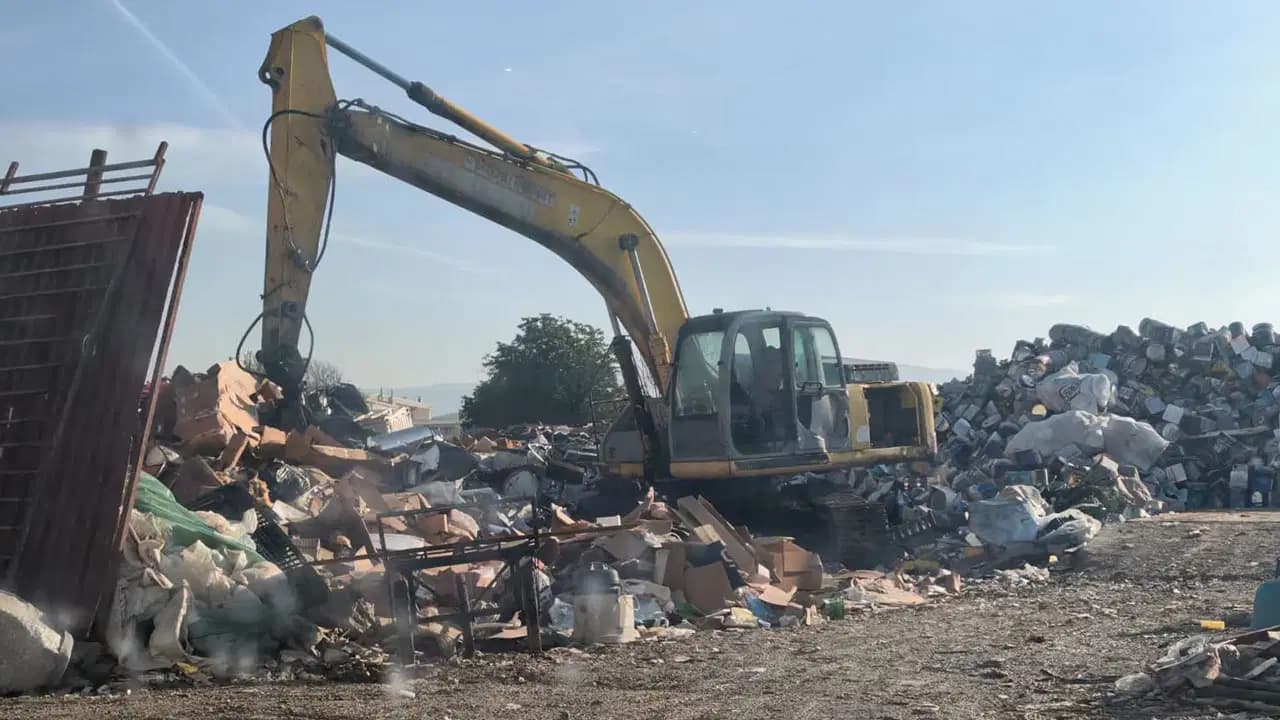 Bursa'da acı olay: Geri dönüşüm tesisindeki feci kazada iş yeri sahibi hayatını kaybetti