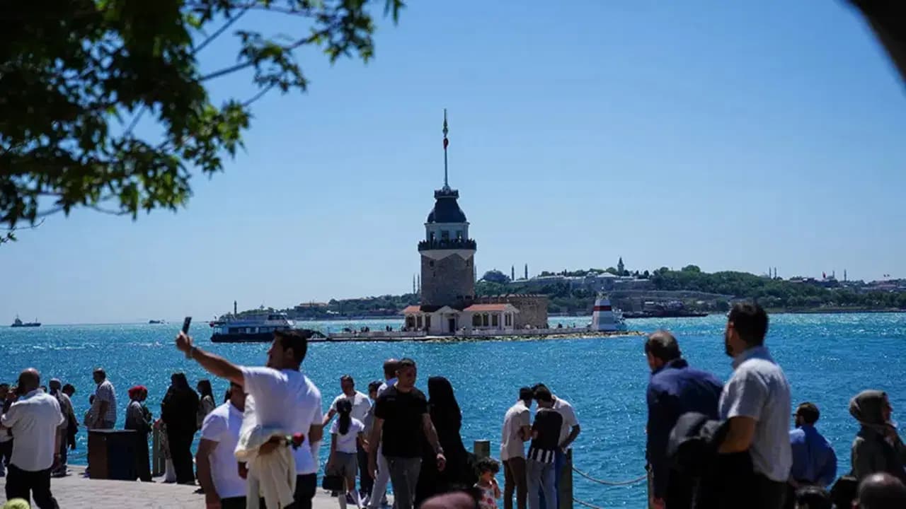 AKOM'dan İstanbul için yeni tahmin geldi: Sıcaklıklar 28 dereceye çıkacak