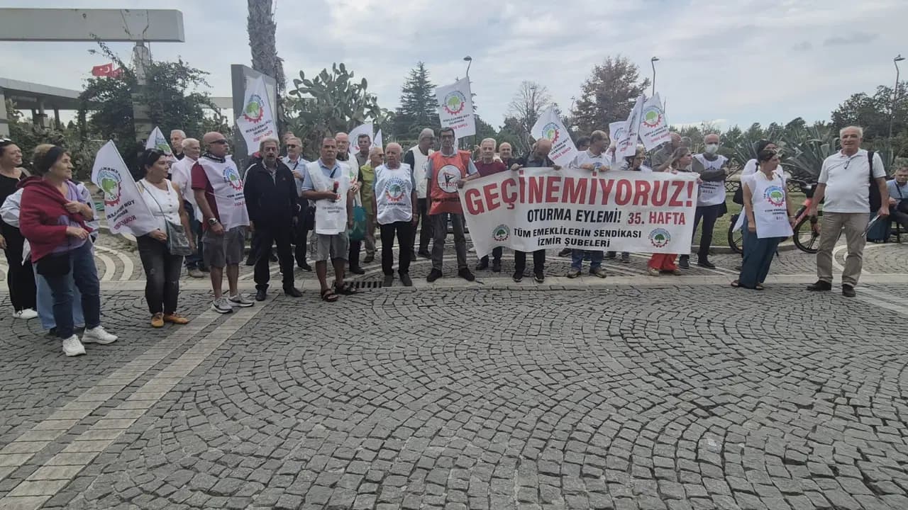 Emekliler 35. haftada da meydanda: Gasp edilen haklarımızı seçim pazarlığı yapmayacağız