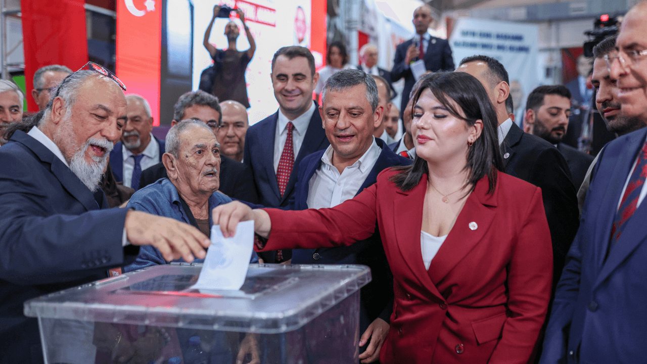 YENİ Parti İzmir’de kongre takvimi belli oldu