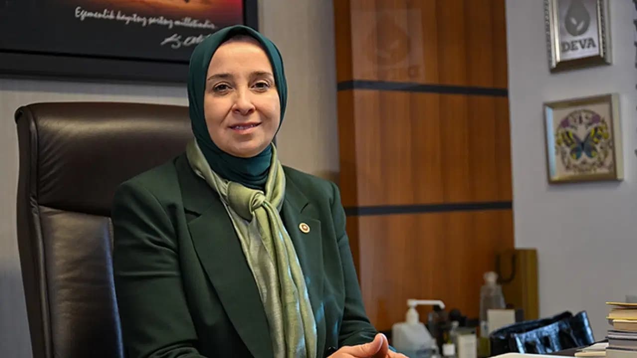 Elif Esen kimdir? Elif Esen kaç yaşında, nereli? Elif Esen'in hayatı ve kariyeri