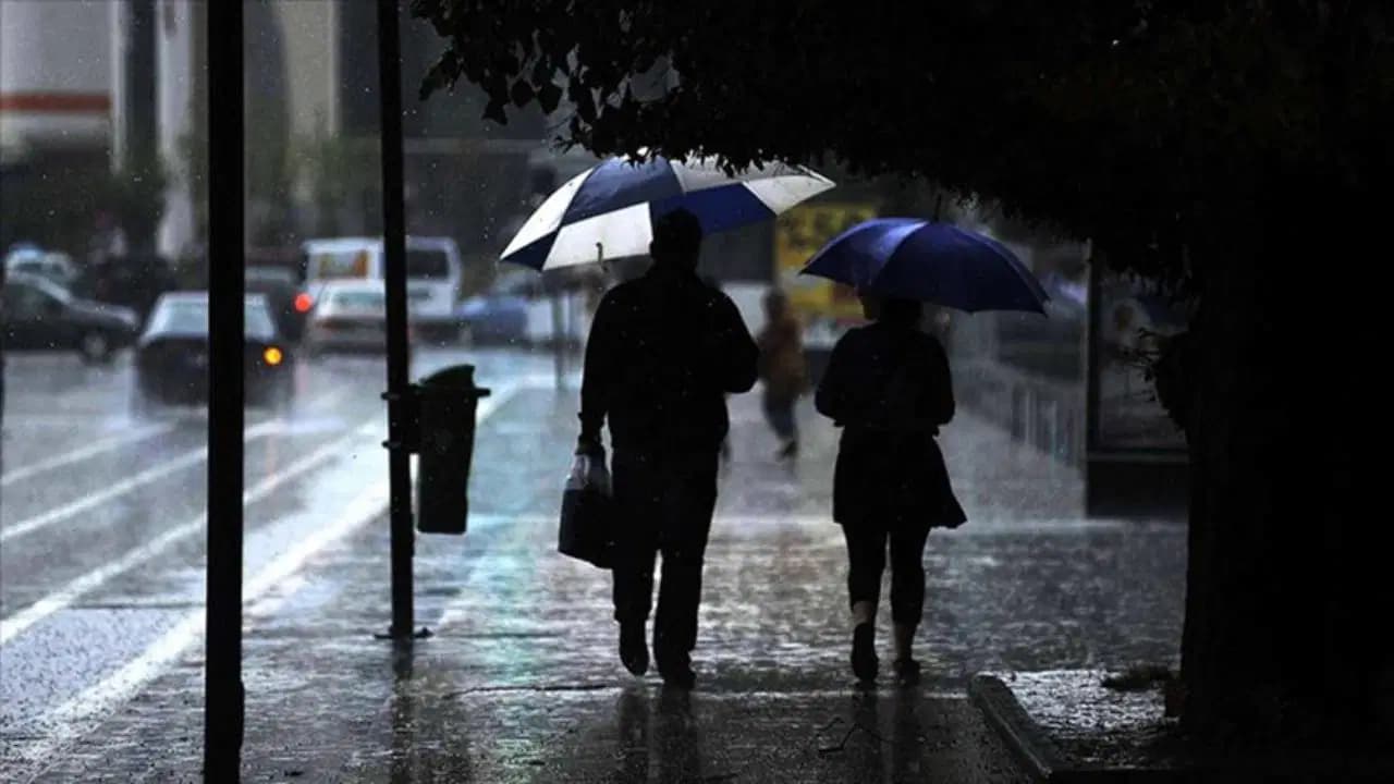 Meteoroloji hava tahminini açıkladı: Sıcaklıklar artacak, bazı bölgelerde sağanak var
