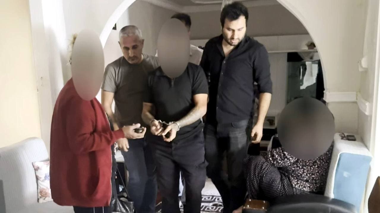 Anne 20 yıl, oğlu 11 yıl hapisle aranıyordu... Edirne'de yakalandılar!