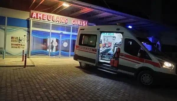 41 yaşındaki erkek babasını sırtından bıçakladı