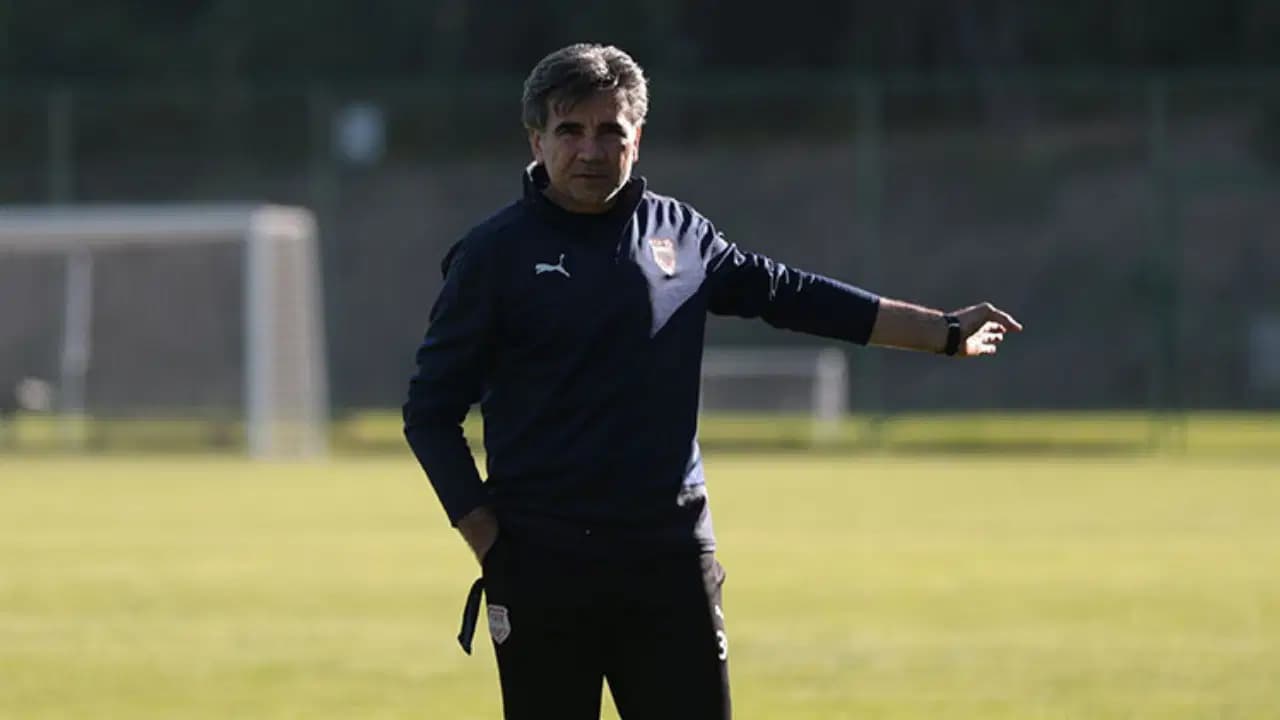Antalyaspor'un yeni hocası belli oldu!