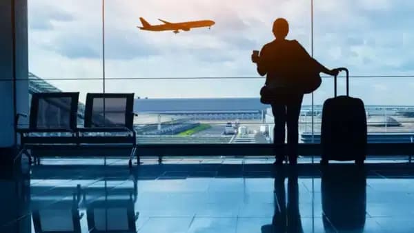 Karadağ’a gidecekler dikkat: 1 Kasım’da kurallar değişiyor! İşte vizeden muaf olacaklar...