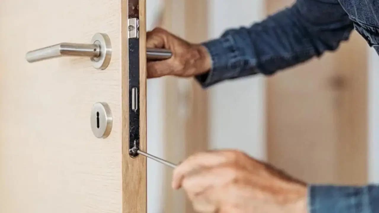 Yargıtay’dan boşanma davasında emsal karar: Gece temizlik yapmak ‘kusur’ sayıldı