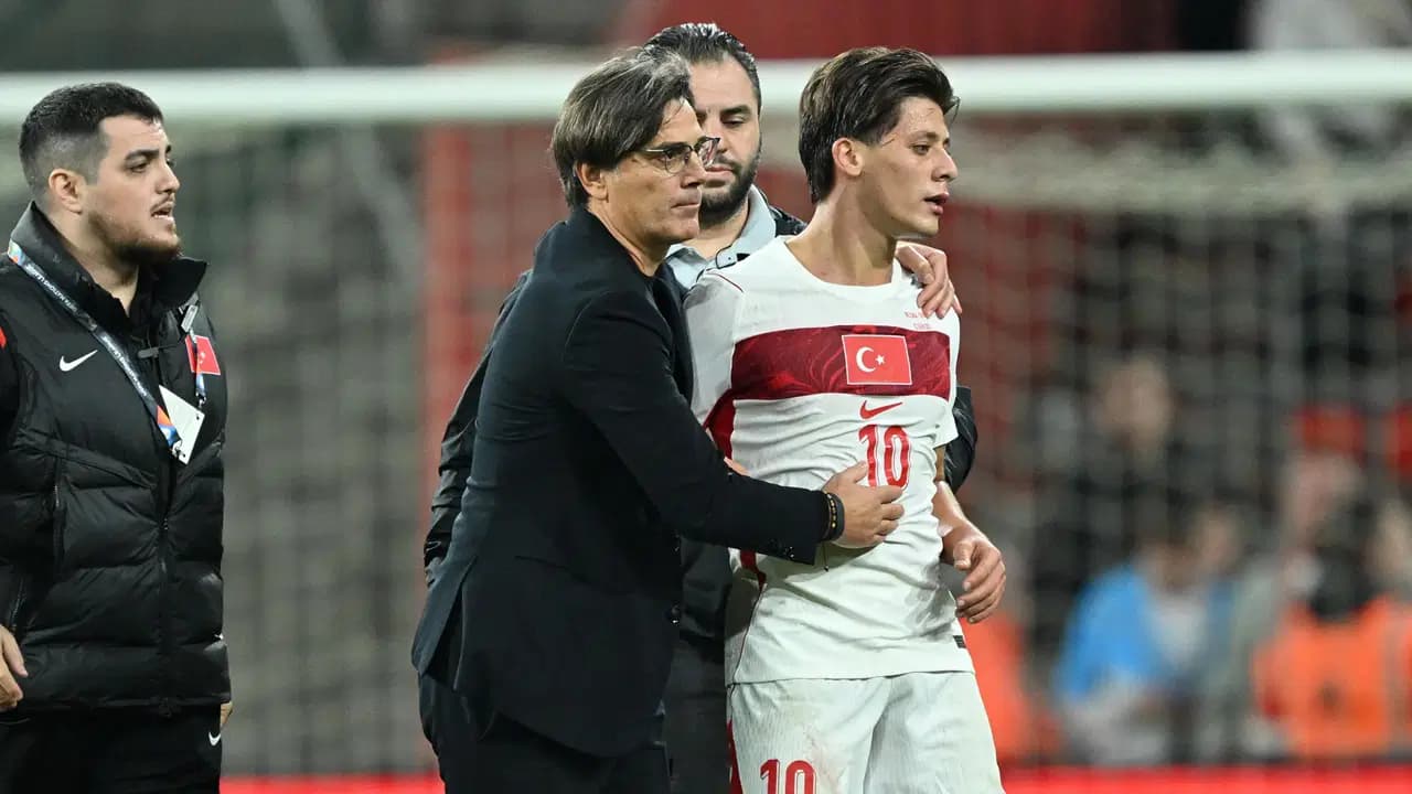 Spor yazarları Belçika - Türkiye maçını yorumladı: 'Villaları hocaya verin ve hepiniz istifa edip gidin'