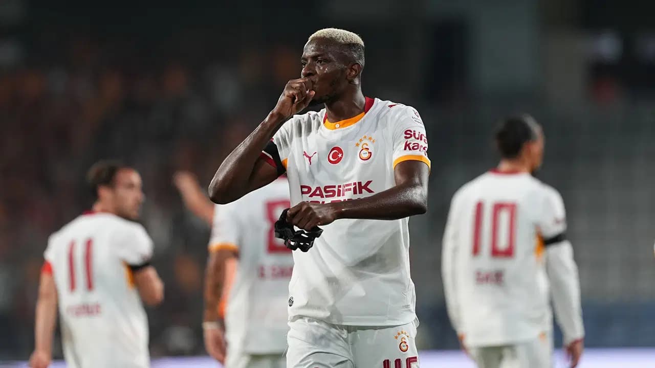 Galatasaray'ın Sporting maçı kamp kadrosu belli oldu: Dört isim listede yer almadı