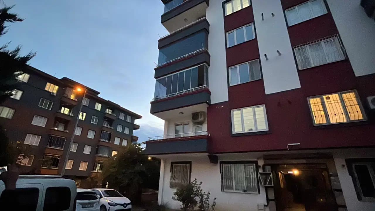 Gaziantep’te korkunç olay: Anne, baba ve 6 yaşındaki çocuk 2’nci kattan düştü!