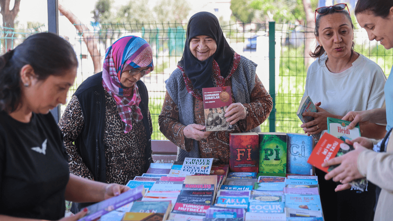 Buca’da “Kitap Değişim Günleri” köylere taşınıyor