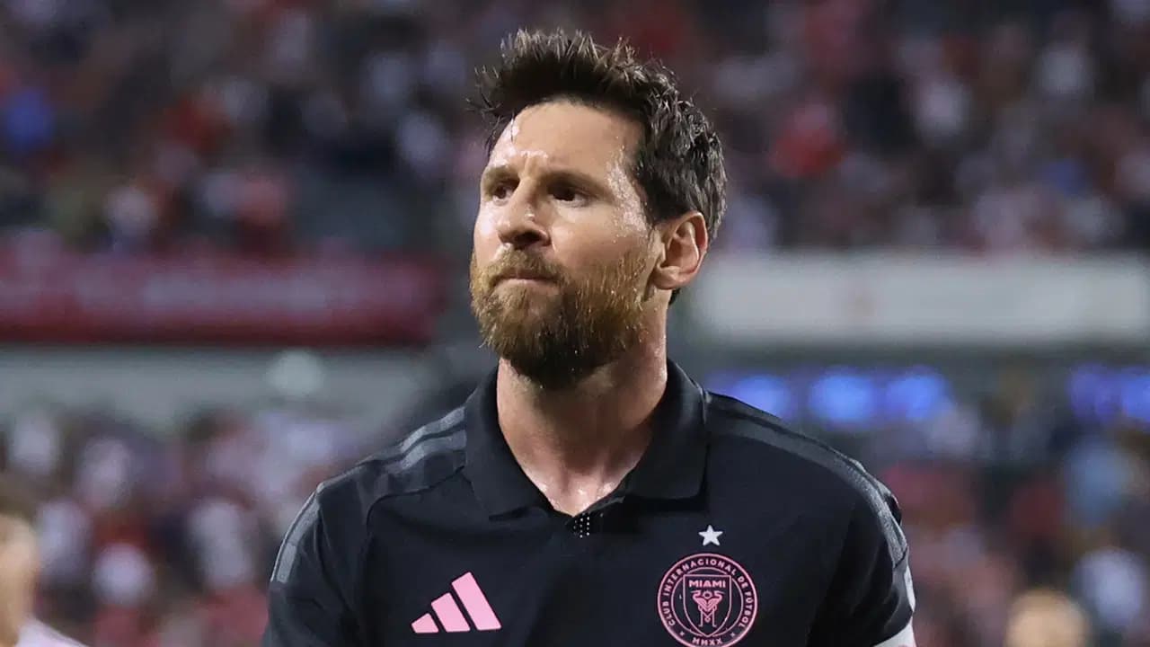 Lionel Messi'nin futbol tarihine geçmesine 3 gol kaldı