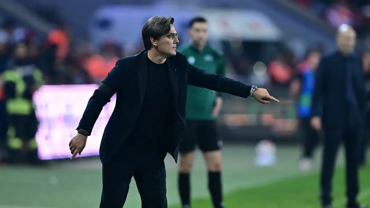 Spor yazarları Türkiye - Fransa maçını yorumladı: 'Montella’nın düşünmesi gereken iki büyük problemi var'