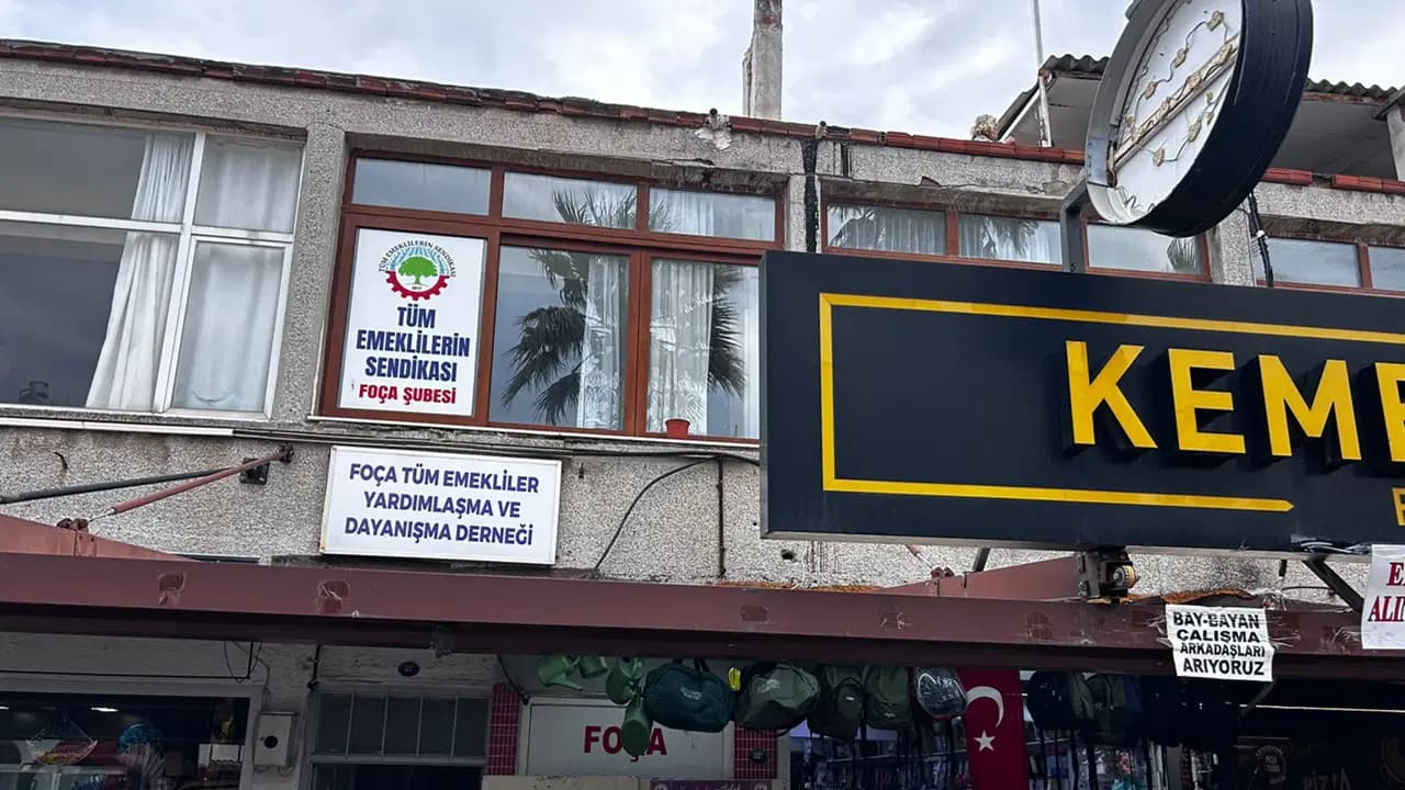 AKP'ye geçen Foça Belediye Başkanı'nın talimatı: 'Sendika binasını boşaltın'