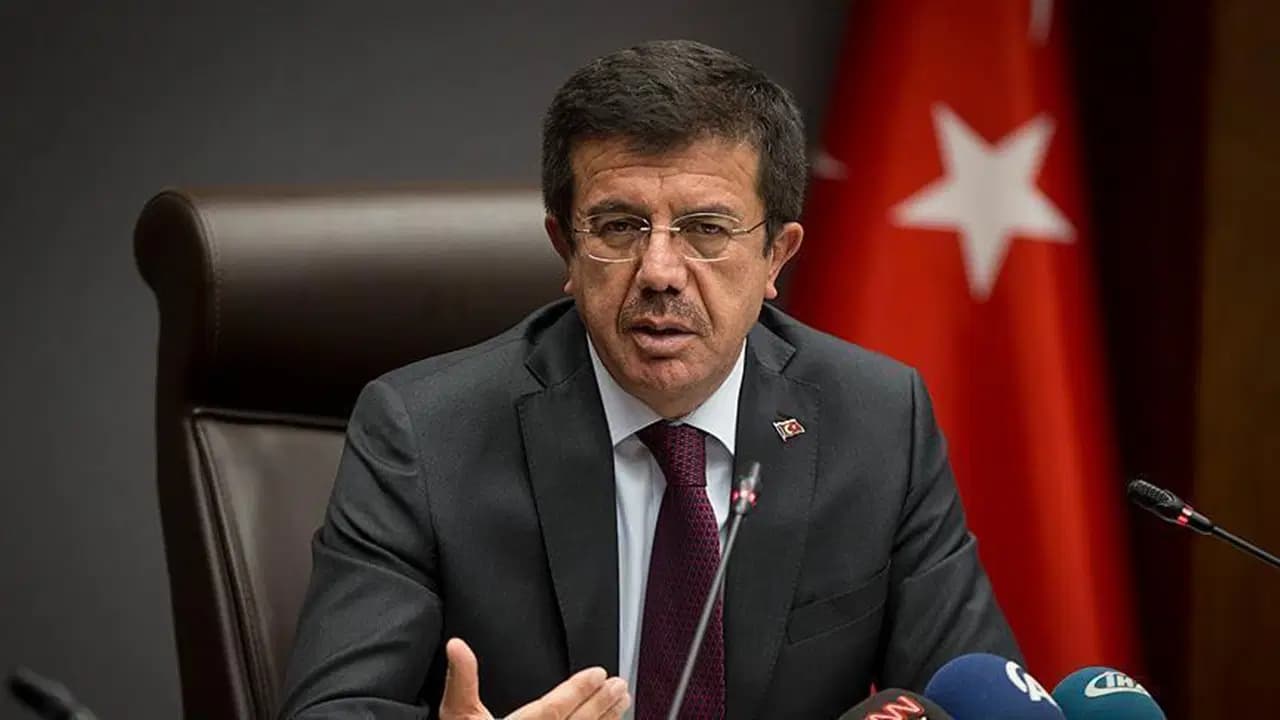 Nihat Zeybekçi kimdir, nereli, kaç yaşında? Nihat Zeybekçi'nin şu anki görevi ne?