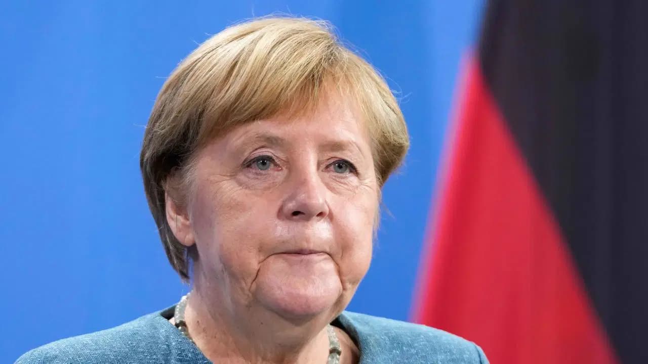 Angela Merkel’den AfD çıkışı: Almanya için gerçek bir dönüm noktası