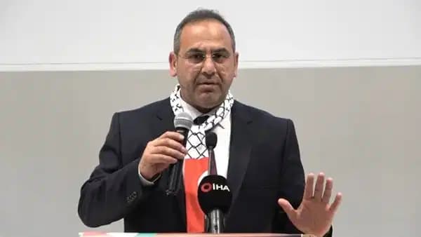İzmir'i hedef alan sözler yargıya taşındı: 'Akademisyen' Hüseyin Şeyhamlıoğlu hakkında suç duyurusu