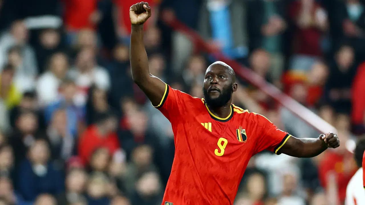 Romelu Lukaku'dan dikkat çeken Fenerbahçe açıklaması: 'Kulüple görüşeceğim'