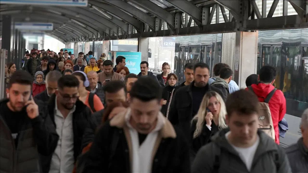 ASAL'dan yeni anket: Erken seçim isteyenlerin oranında dikkat çeken değişim