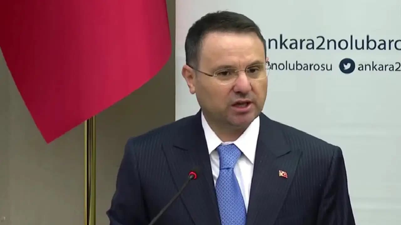 Akın Gürlek'ten 'boşanma ve nafaka' açıklaması: 'Ekim ayında hayata geçirmeyi planlıyoruz'