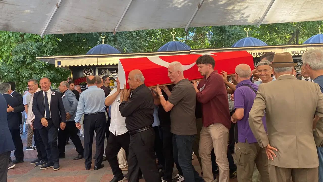 Siyasetçi ve hukukçu Ahmet Güryüz Ketenci son yolculuğuna uğurlandı