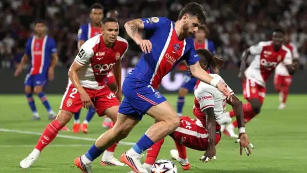 Galatasaray'ın rakibi PSG sezona kötü başladı