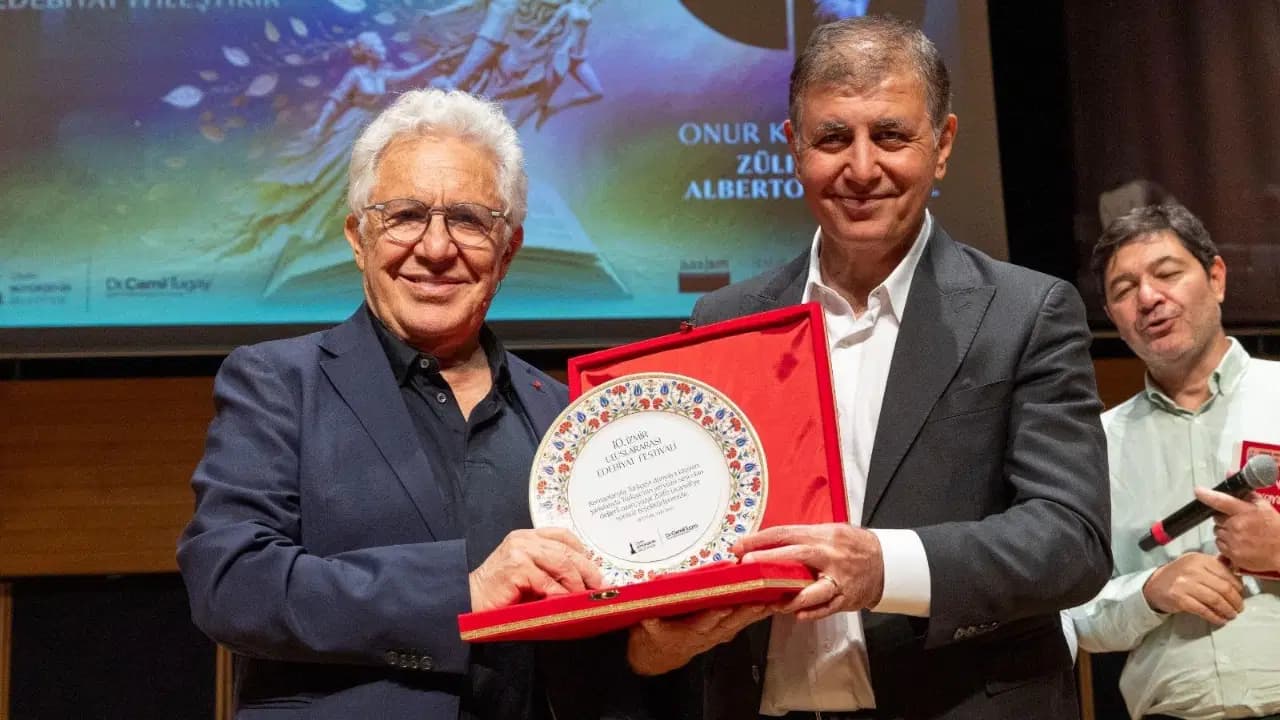 İzmir, edebiyatın iyileştiren gücünde buluştu