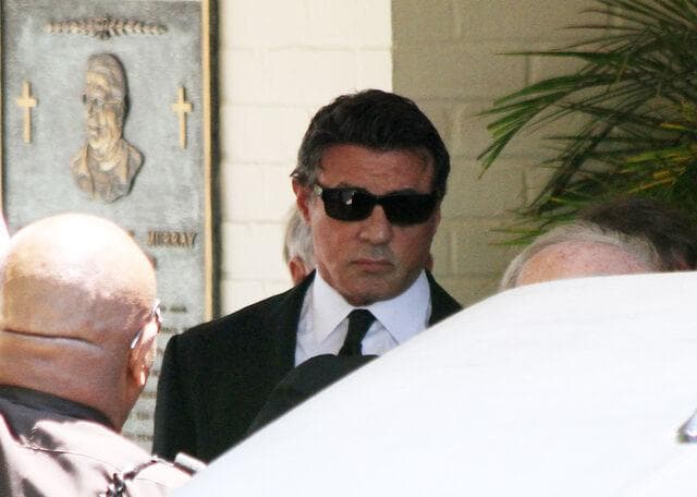 Sylvester Stallone oğlunun cenazesinde