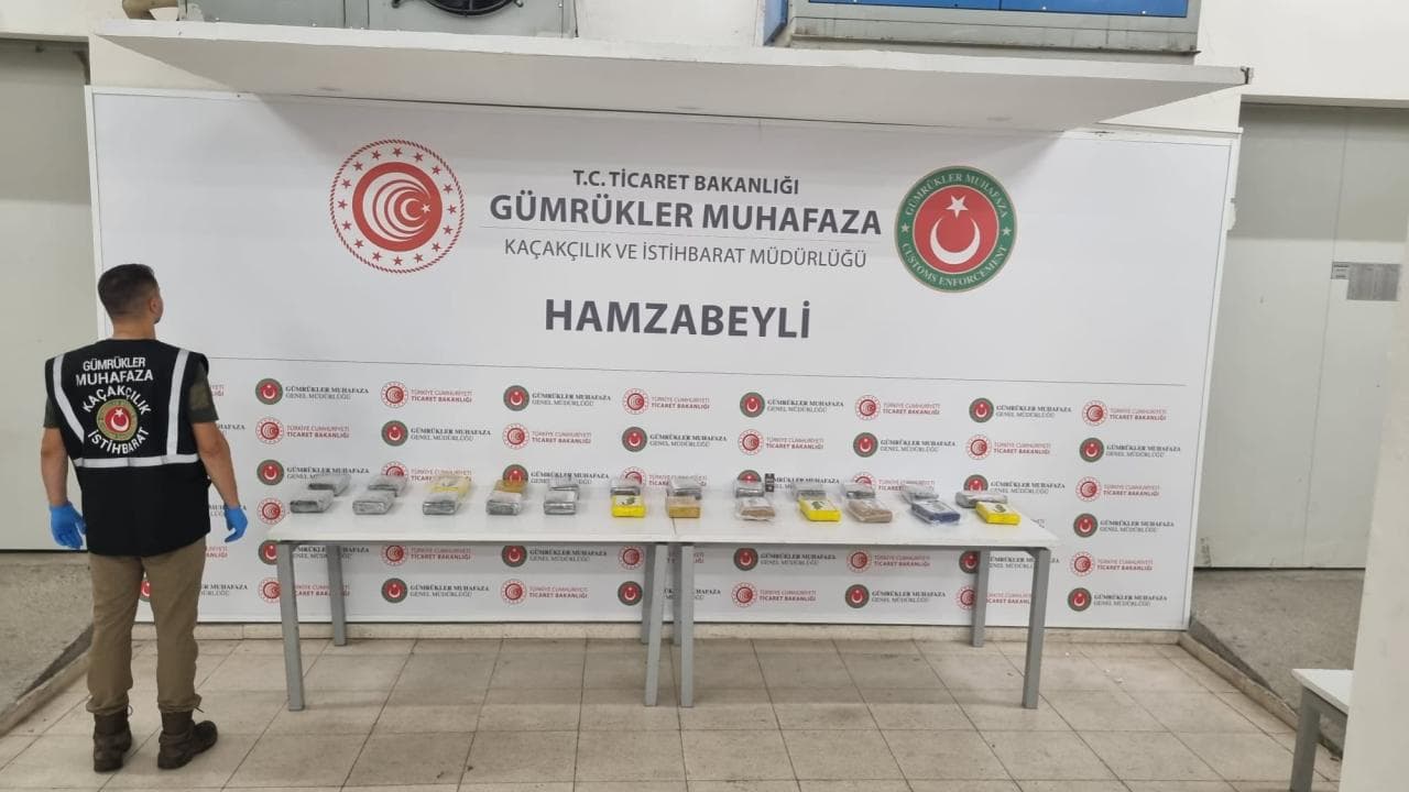 Edirne'de iki gümrük kapısında 174 kilogram uyuşturucu ele geçirildi