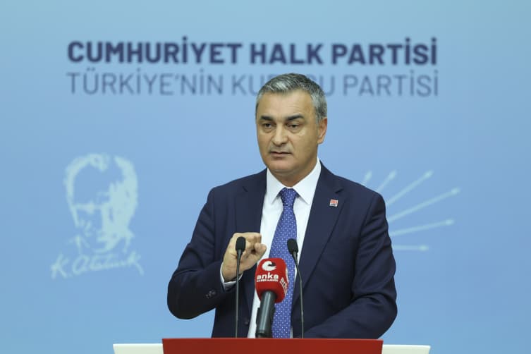CHP'de 5 belediye başkanı ihraç talebiyle disipline sevk edildi