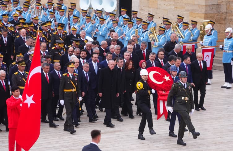 Cumhuriyet'in 103. yılı coşkuyla kutlanıyor